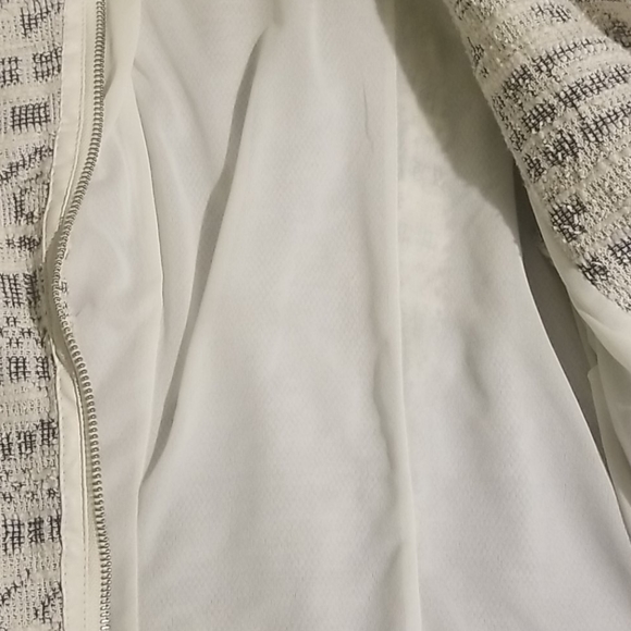 Classic professional blazer jacket for women. - Picture 3 of 3